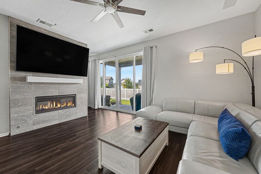 Living room with gas fireplace