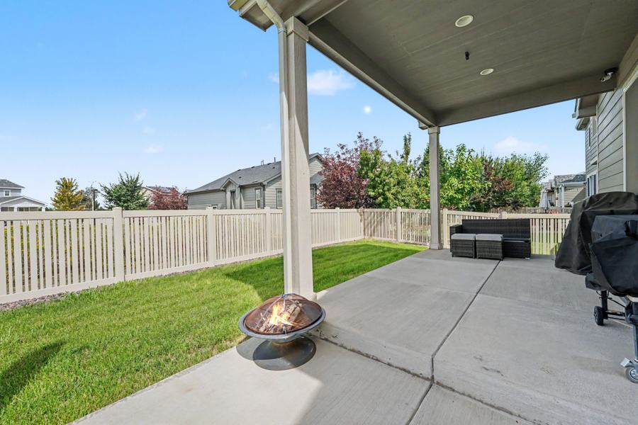 Covered patio with extended concrete