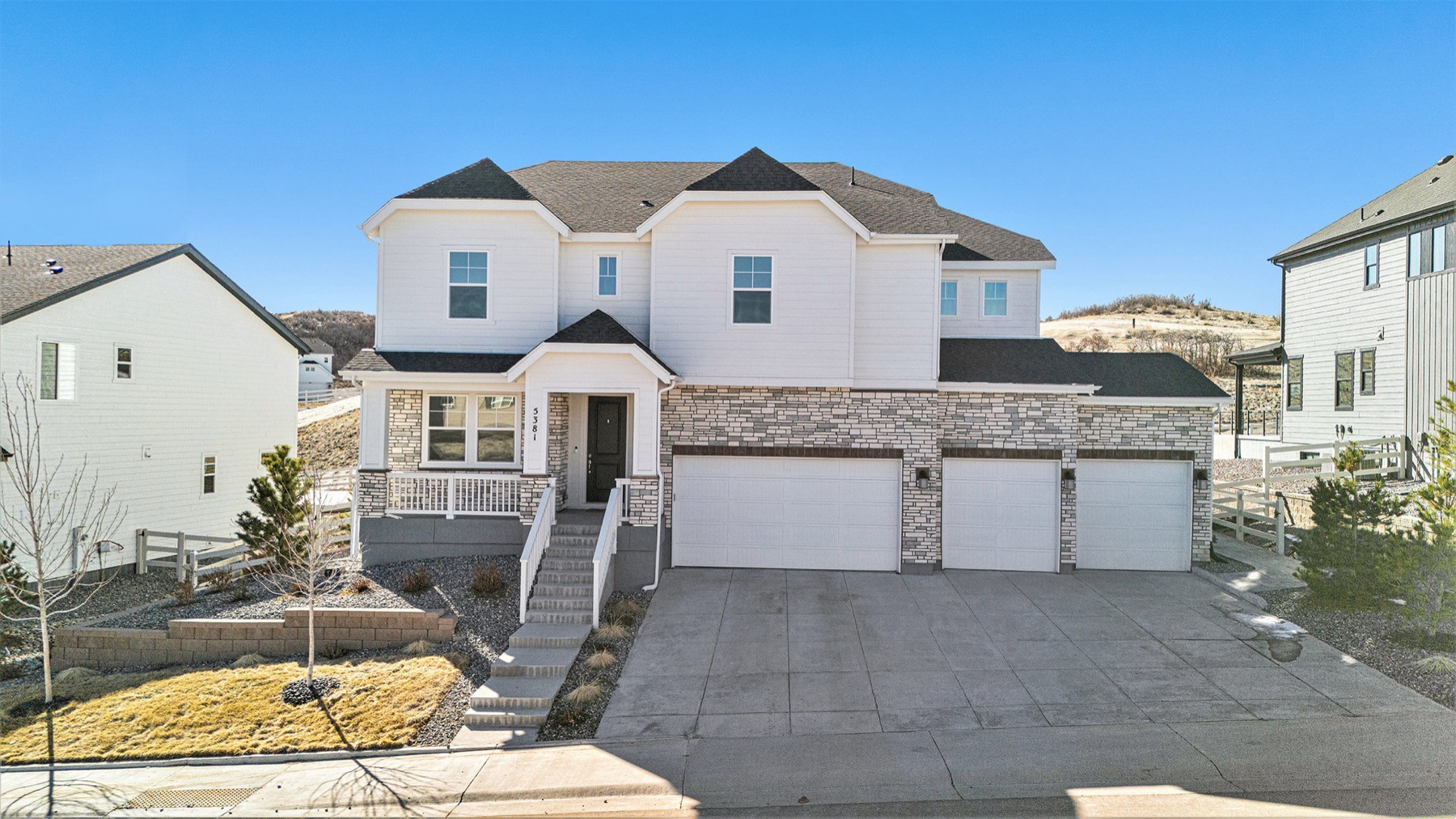 5381 Hickory Oaks Trail
