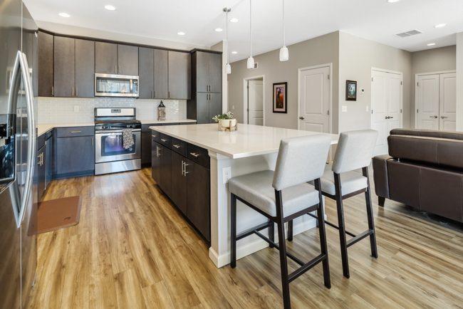 Kitchen island toward living